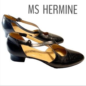 MS HERMINE Classic Black leather low block heels with criss cross straps SZ 11AA